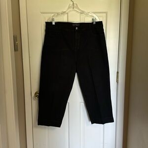 NYDJ cropped jeans. Size 20W